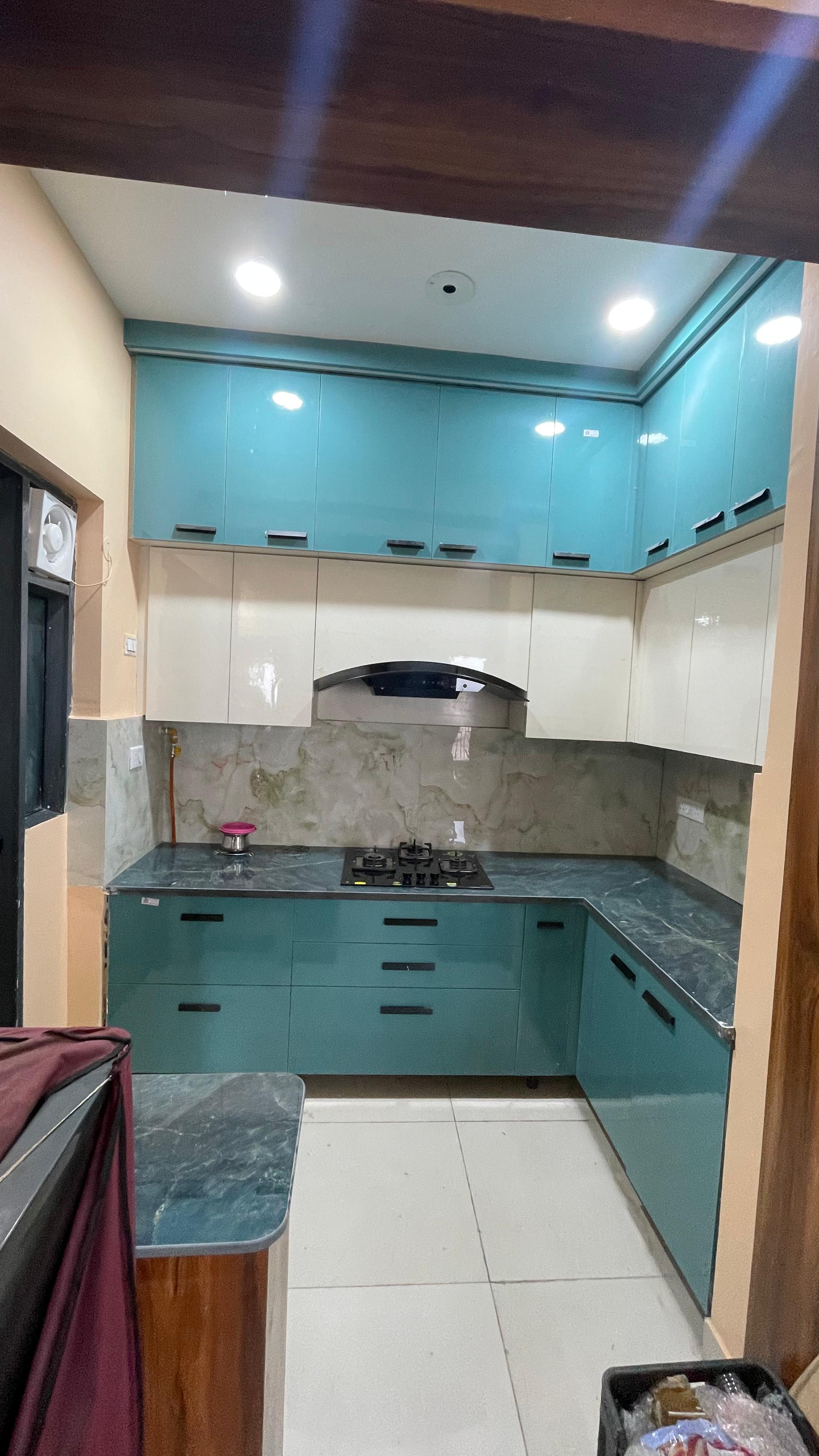 Compact Luxury Kitchenette